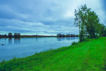 Obraz premium landscape with river and blue sky