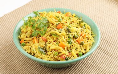 Semiya Upma or Vermicelli Uppuma or uppittu is a popular breakfast menu from south India