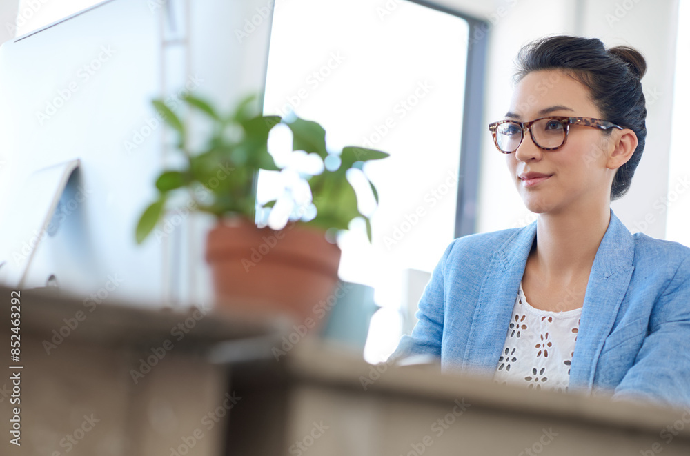 Fototapete Startup, business or woman on computer for information technology, problem solving or online firewall. Creative technician, programming upgrade or web developer typing for troubleshooting or solution