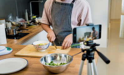 The chef is broadcasting live from workshop how to prepare a vegetarian lentils soup