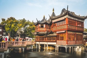 Obraz premium view of chinese architecture in Yu Garden in Shanghai, China