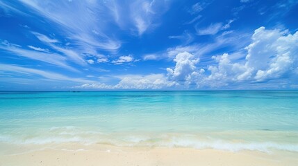 Fototapeta premium Tropical Paradise: Crystal Clear Water and Fluffy Clouds