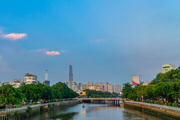 Fototapeta premium Landmark 81 - a building in the Top 10 tallest buildings in the world - a symbol of the development of Ho Chi Minh City as well as of Vietnam's construction technology.