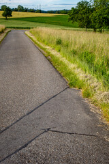 Ausgebesserte Teerstrasse