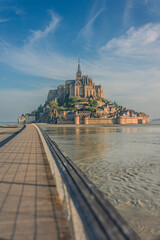 Tout au bout le Mont Saint Michel
