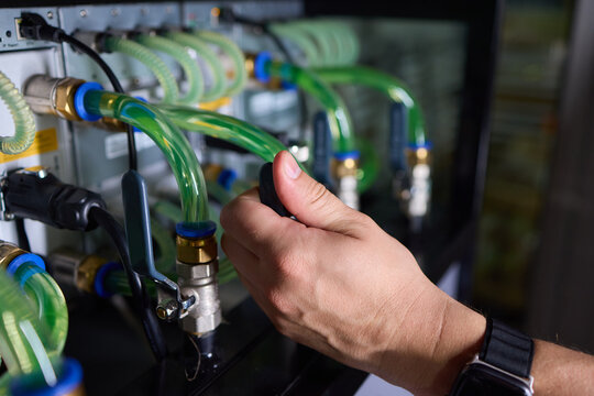 Advanced liquid cooling system enhances performance and efficiency in data centers bitcoin mining farm