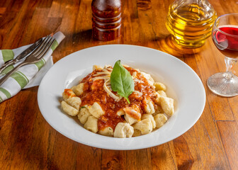 pasta with tomato sauce