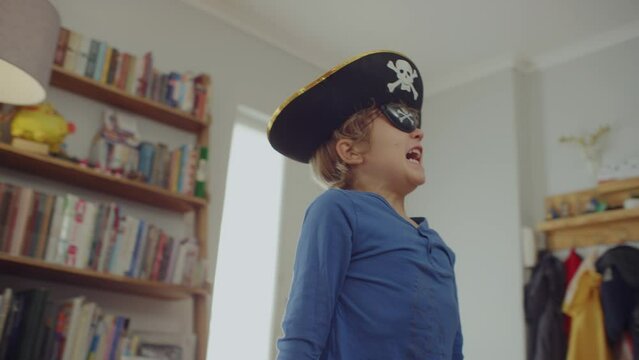 Kid with pirate hat and eye patch