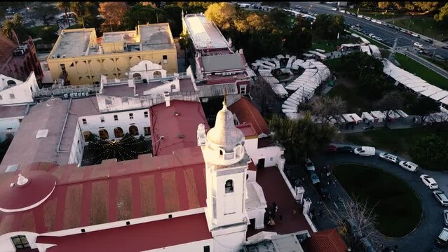 Iglesia del cementerio de recoleta