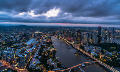 Obraz premium Dusk Aerial Photo of Brisbane CBD