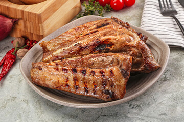 Grilled pork ribs with spices