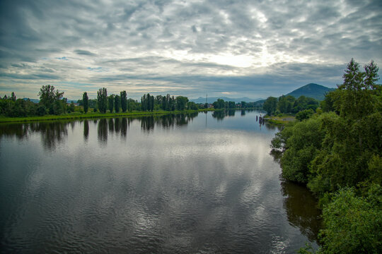 Leitmeritz Litomerice Tschechien und Fluss Elbe