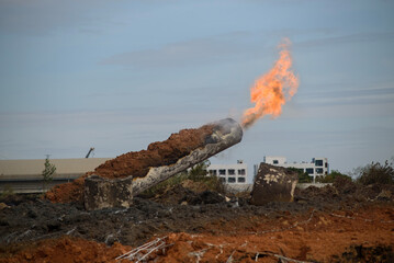 The gas pipeline that caused the accident leaked and caught fire.