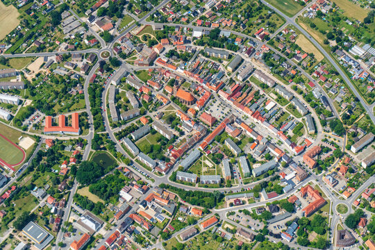 Calau, Stadt in Brandenburg aus der Luft