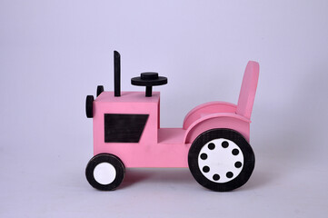 trator rosa brinquedo fazendinha 