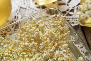 Preparation of herbal syrup from black elder flowers