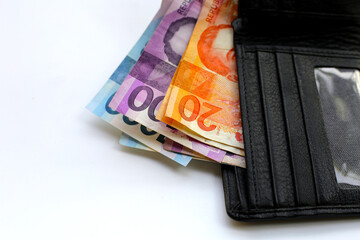 Philippine money, Banknotes with wallet