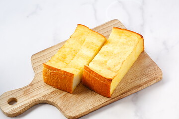 朝食は厚切りのフレンチトースト
