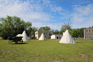native american village © Michael Mamoon