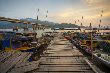 Sunset on the Lower Qingshan Mountain