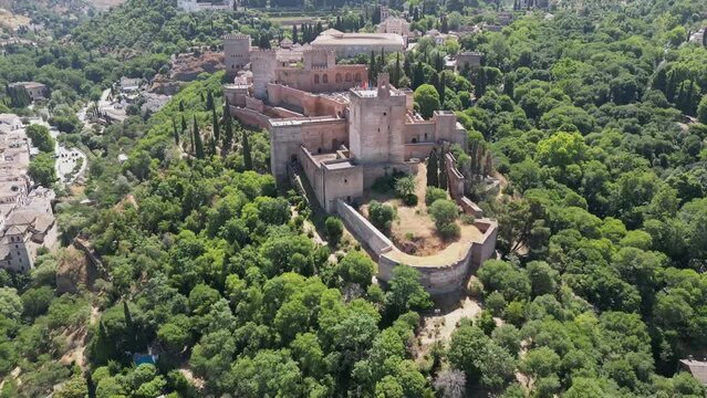 Vista a&eacute;rea de la hermosa alhambra de Granada en Andaluc&iacute;a, Espa&ntilde;a