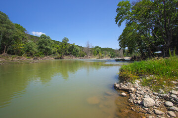 Obraz premium View of the Pinios River in the Tempe Valley - Greece