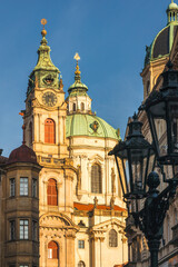 Obraz premium Church of Saint Nicholas in Lesser Town Square in Prague, Czech Republic, Europe.