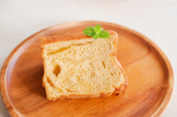 りんごのシフォンケーキ
