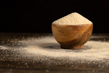 fresh crumbly bread crumbs from dehydrated white bread