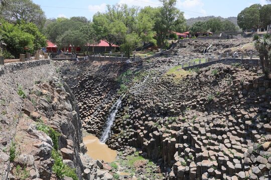 Photograph of the basaltic prisms in Huasca de Ocampo, Hidalgo, Mexico
