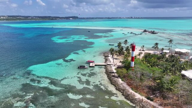 Aquarium Island At San Andres Providencia Y Santa Catalina Colombia. Colombian Caribbean Beach. Blue Sea Background. San Andres At Providencia Y Santa Catalina Colombia. Tourism Landscape.