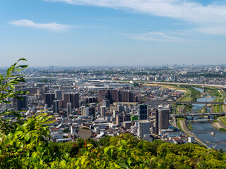 五月山ドライブウェイから見る街の風景