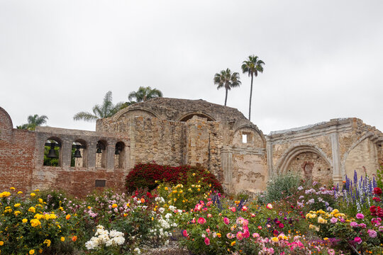 Flowers in front of the Mission San Juan Capistrano Chapel