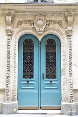 Porte cochère richement décoré