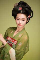 Tang Dynasty charm female costume makeup modeling