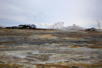 Landschaftsbild auf Island, Myvath, hei&szlig;e Quellen