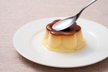 おやつ　プリン