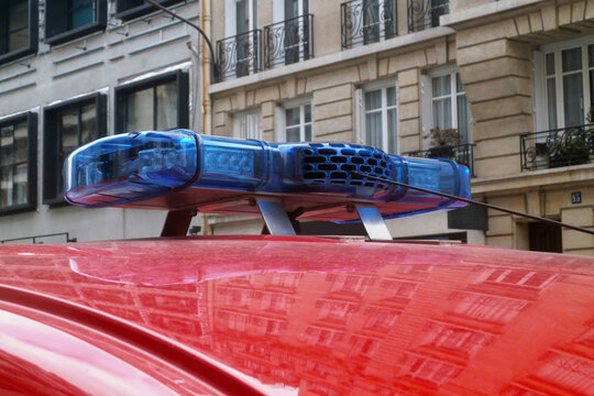 Siren of a French fire truck