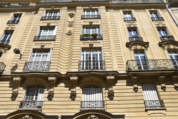 Obraz premium Immeuble haussmannien à Paris. France