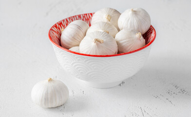 Bunch of solo garlic