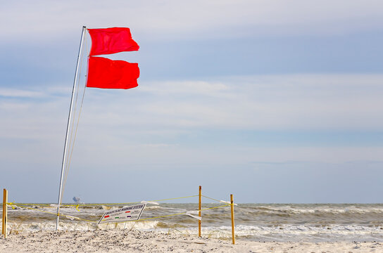 Double red flag warning due to Tropical Storm Alberto in Dauphin Island Alabama