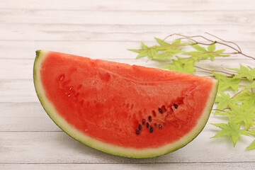 カットしたスイカ