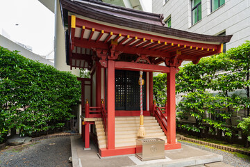 Naklejka premium 日本証券取引所の守り神 兜神社