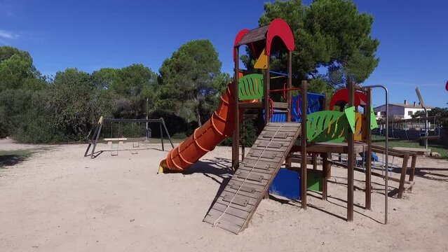 Parque infantil con dron