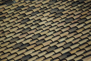 Tejas de un tejado de vivienda, modelo gráfico repetitivo