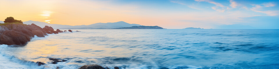 Obraz premium A beautiful ocean view with a sunset in the background