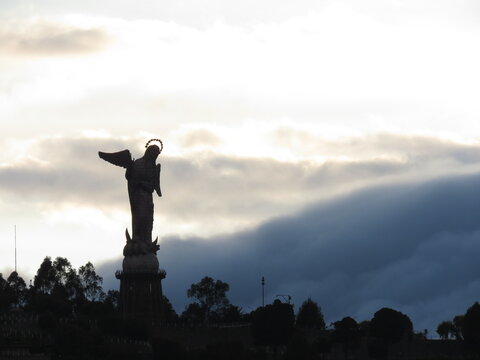 Virgen Ecuador
