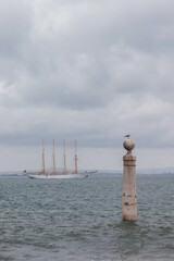 Naklejka premium lighthouse in the sea In Portugal 