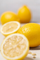 Bio Zitronen - aufgeschnitten  - Nahaufnahme