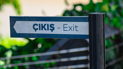 Turkish and English exit text